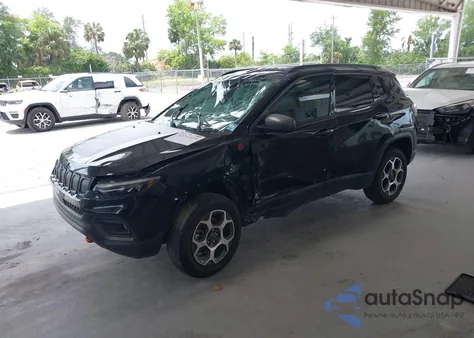 2022 Jeep Compass Trailhawk 4X4 from USA, damaged, VIN 3C4NJDDB5NT164201